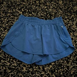 lululemon Tracker Shorts 5” Blue size 8